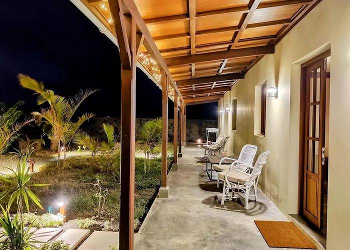 Lakaz Kannell - Vanilla Lodge, Secluded Outside Bath & Shower Infinity Pool