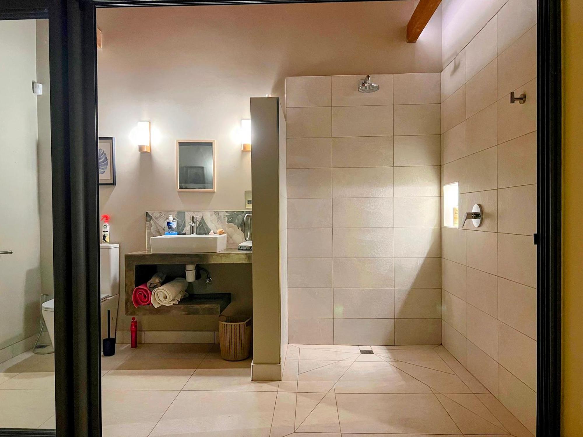 Apartment Lakaz Kannell - Vanilla Lodge, Secluded Outside Bath & Shower Infinity Pool *