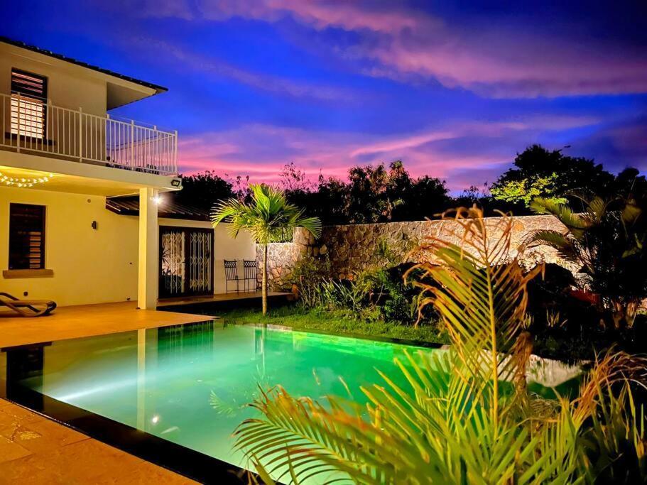 Lakaz Kannell - Vanilla Lodge, Secluded Outside Bath & Shower Infinity Pool Cap Malheureux