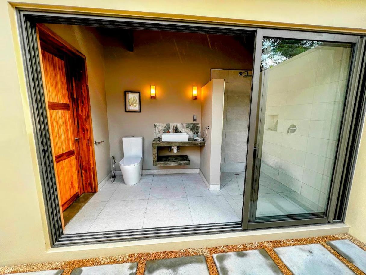 Lakaz Kannell - Vanilla Lodge, Secluded Outside Bath & Shower Infinity Pool Cap Malheureux